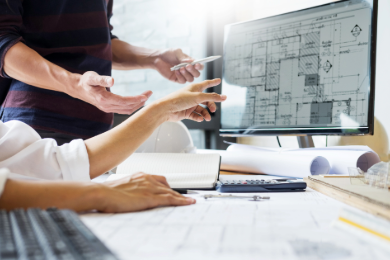 architekci w pracy